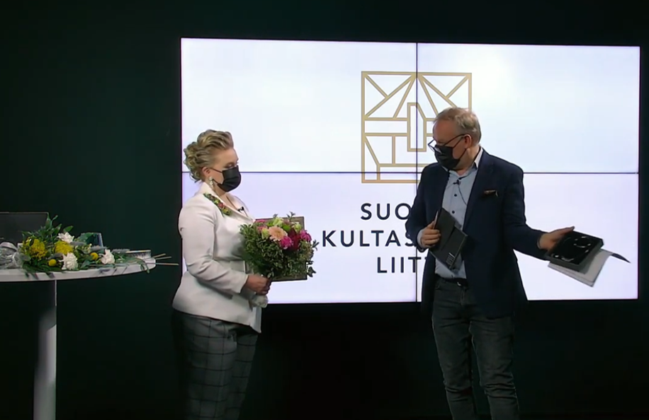 Vuoden korunkantaja palkitseminen