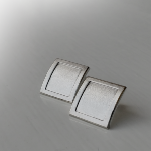 Urban Square -korvakorut, voit ostaa myös settinä (hopea)