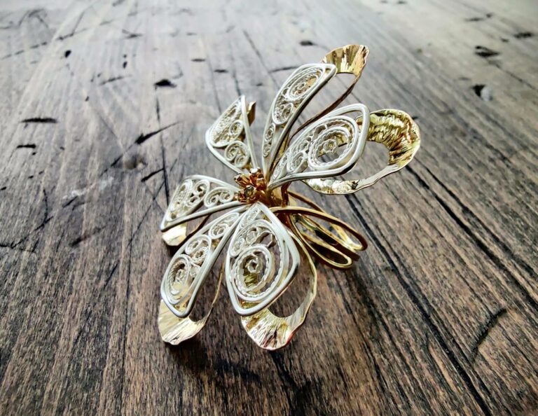 Hanna korhonen valkovuokko-sormus