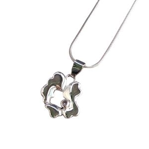 Juicy by nature -riipus, myös kivellä (hopea)