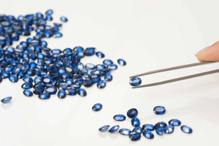 137065978_l_normal_none(1)